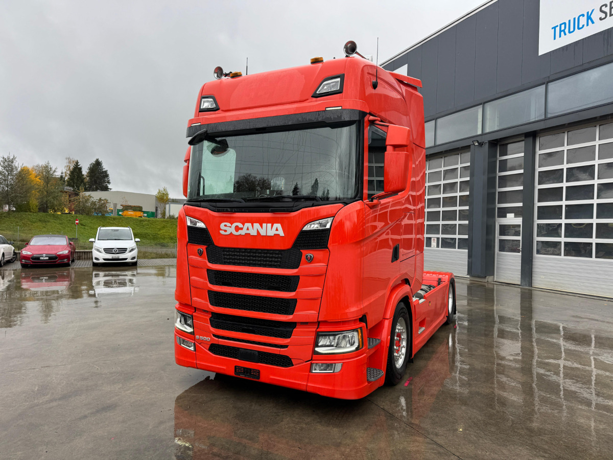 SCANIA S500 4x2 2 Tank 1000L - Nyergesvontató: 1 kép. SCANIA S500 4x2 2 Tank 1000L - Nyergesvontató: 1 kép.