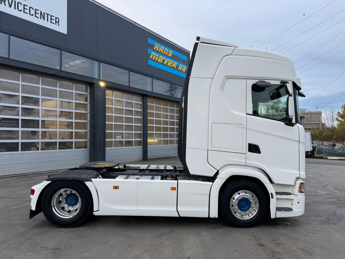SCANIA S500 4x2 - Nyergesvontató: 4 kép. SCANIA S500 4x2 - Nyergesvontató: 4 kép.