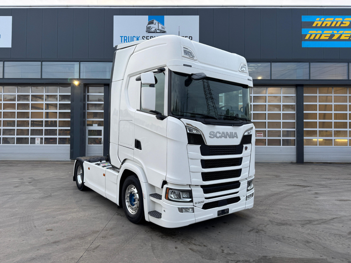 SCANIA S500 4x2 - Nyergesvontató: 3 kép. SCANIA S500 4x2 - Nyergesvontató: 3 kép.