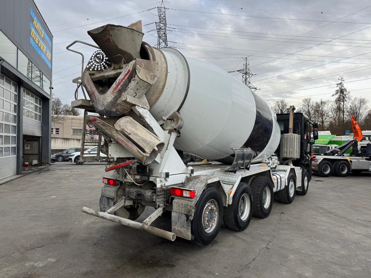 RENAULT C520 10x4 Belloli 12m3 - Betonmixer: 5 kép. RENAULT C520 10x4 Belloli 12m3 - Betonmixer: 5 kép.