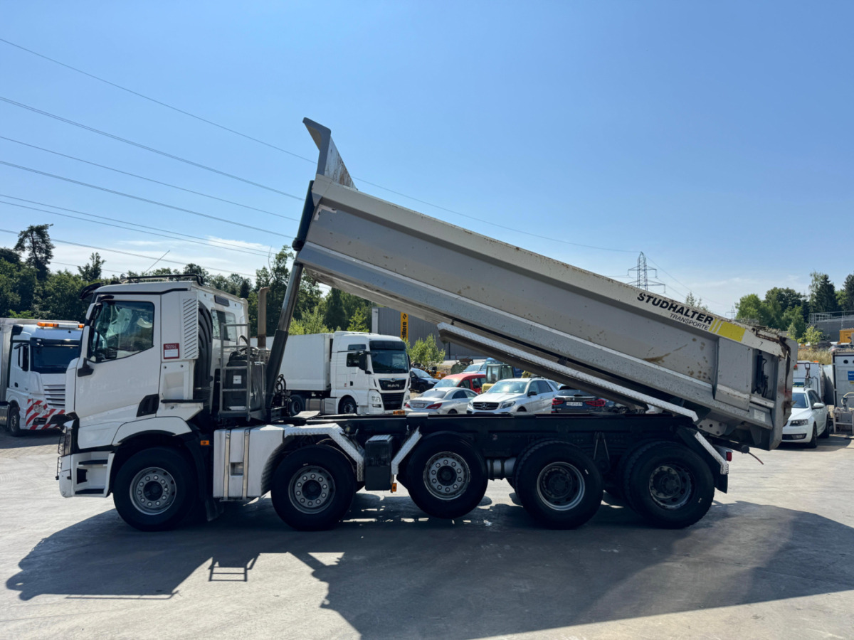 Billenőplatós teherautó RENAULT C520 10x4 Kipper: 9 kép.