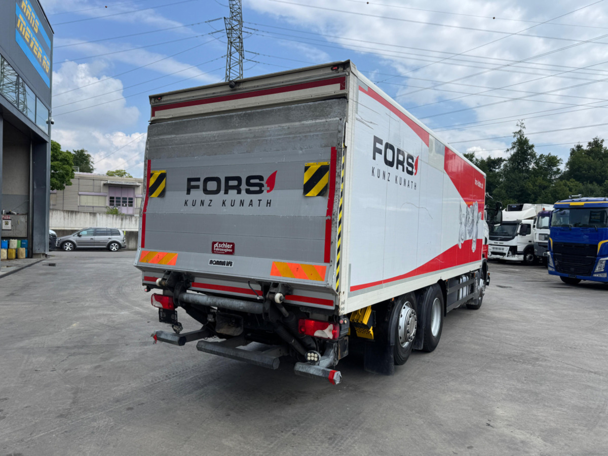 SCANIA G450 6x2 Koffer - Dobozos felépítményű teherautó: 5 kép. SCANIA G450 6x2 Koffer - Dobozos felépítményű teherautó: 5 kép.