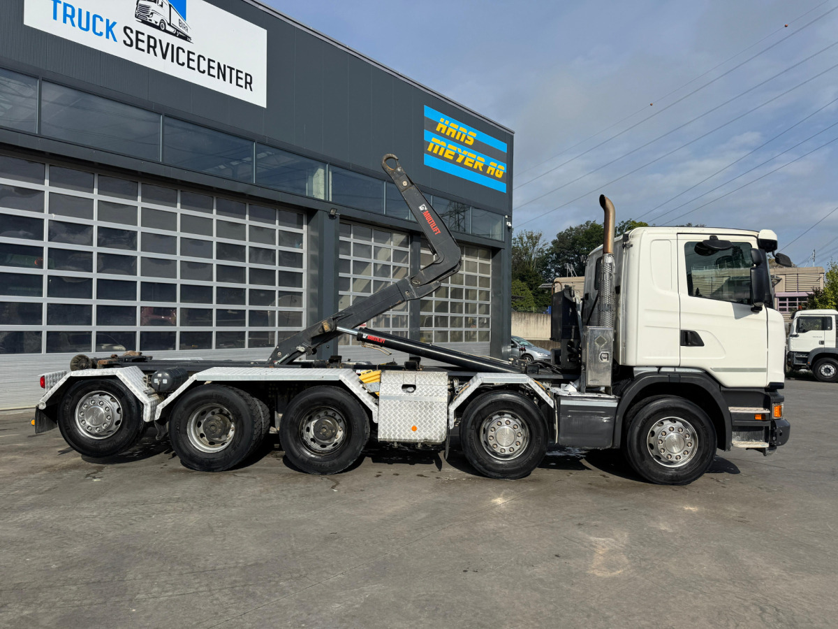 SCANIA G490 10x4 Hiab 26T - Horgos rakodó teherautó: 4 kép. SCANIA G490 10x4 Hiab 26T - Horgos rakodó teherautó: 4 kép.