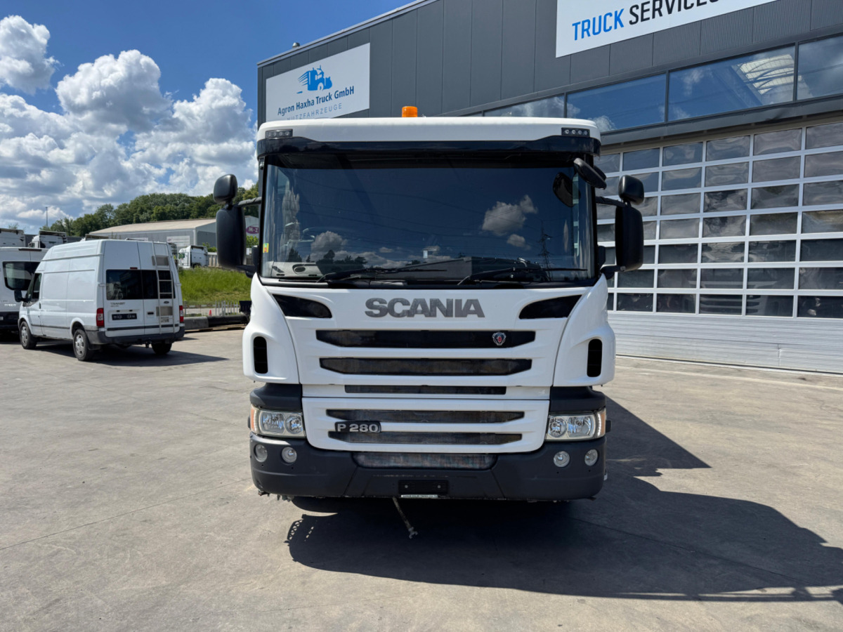 SCANIA P280 4x2 Wassertank - Tartályos teherautó: 2 kép. SCANIA P280 4x2 Wassertank - Tartályos teherautó: 2 kép.