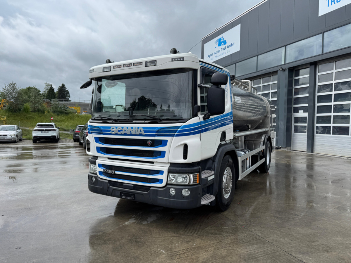 SCANIA P450 4x2 Jansky 10500 - Tartályos teherautó: 1 kép. SCANIA P450 4x2 Jansky 10500 - Tartályos teherautó: 1 kép.