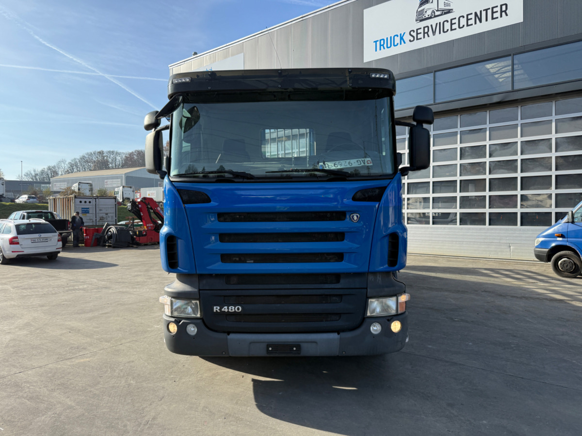 SCANIA R480 6x2 Alu - Platós teherautó: 2 kép. SCANIA R480 6x2 Alu - Platós teherautó: 2 kép.