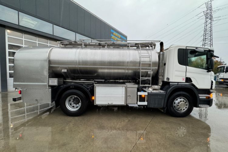Scania P410 4x2 Jansky - Tartályos teherautó: 4 kép. Scania P410 4x2 Jansky - Tartályos teherautó: 4 kép.
