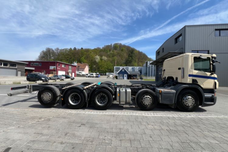 Scania P450 10x4 - Alvaz teherautó: 4 kép. Scania P450 10x4 - Alvaz teherautó: 4 kép.
