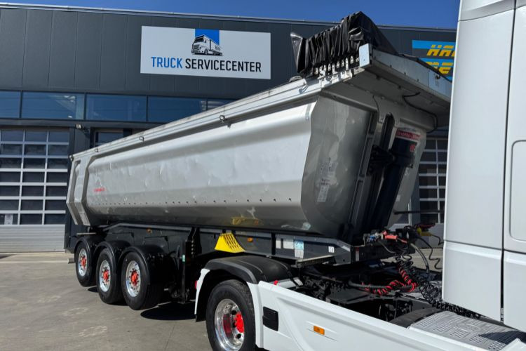 Schwarzmüller SPA 3/E mit 2 Liftachsen - Félpótkocsi billenőplatós: 3 kép. Schwarzmüller SPA 3/E mit 2 Liftachsen - Félpótkocsi billenőplatós: 3 kép.