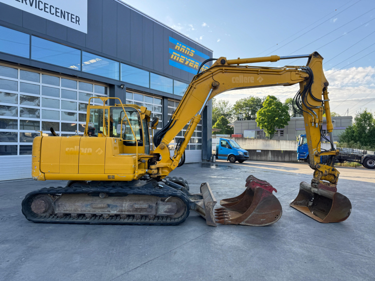 TAKEUCHI TB1140 Powertilt - Lánctalpas kotró: 3 kép. TAKEUCHI TB1140 Powertilt - Lánctalpas kotró: 3 kép.