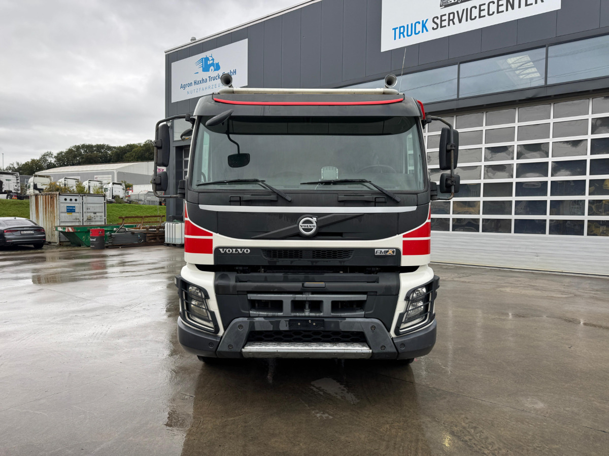 VOLVO FMX-540 10x4 - Alvaz teherautó: 2 kép. VOLVO FMX-540 10x4 - Alvaz teherautó: 2 kép.
