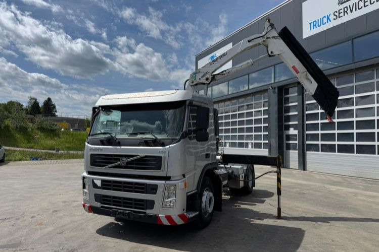 Volvo FM-400 4x2 Bonfiglioli 15000-4 - Darus autó: 1 kép. Volvo FM-400 4x2 Bonfiglioli 15000-4 - Darus autó: 1 kép.