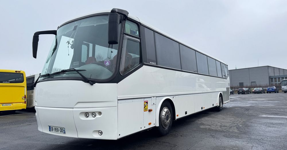 Bova FLD127 Futura / 13m / Klima / 65 miejsc / Cena 63500 zł netto - Helyközi busz: 1 kép. Bova FLD127 Futura / 13m / Klima / 65 miejsc / Cena 63500 zł netto - Helyközi busz: 1 kép.