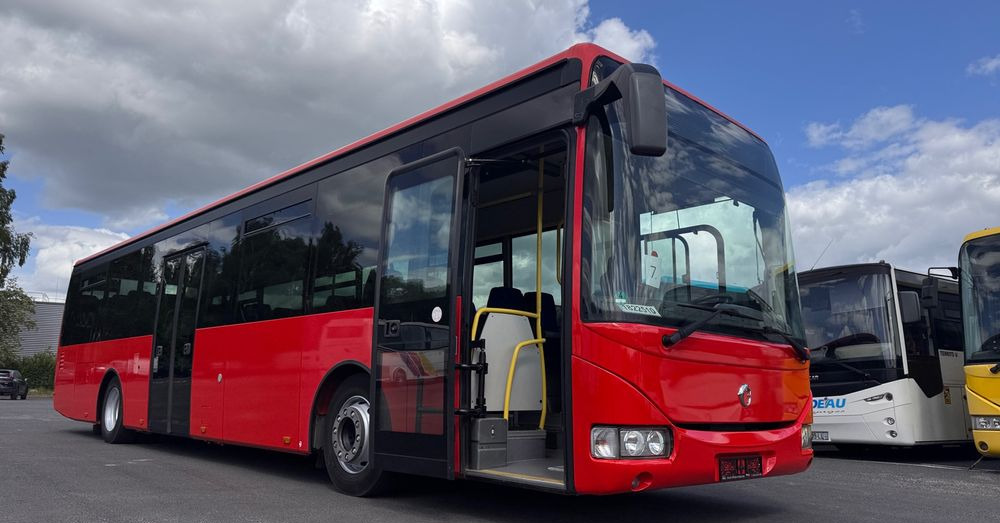 Irisbus Crossway / euro 5/ manual / 46 foteli / Cena: 67000 zł netto - Helyközi busz: 3 kép. Irisbus Crossway / euro 5/ manual / 46 foteli / Cena: 67000 zł netto - Helyközi busz: 3 kép.