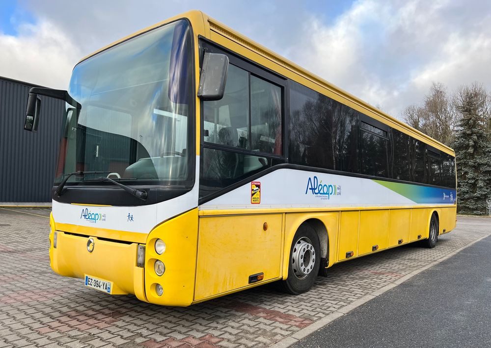 Irisbus Irisbus Ares / bardzo Ładny /Cena:56000 zł netto - Helyközi busz: 2 kép. Irisbus Irisbus Ares / bardzo Ładny /Cena:56000 zł netto - Helyközi busz: 2 kép.