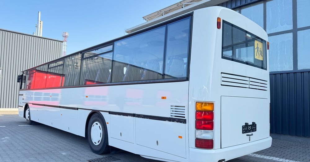 Irisbus Recreo / 64 miejsc / ŁADNY/ Cena:32000zł netto - Helyközi busz: 3 kép. Irisbus Recreo / 64 miejsc / ŁADNY/ Cena:32000zł netto - Helyközi busz: 3 kép.