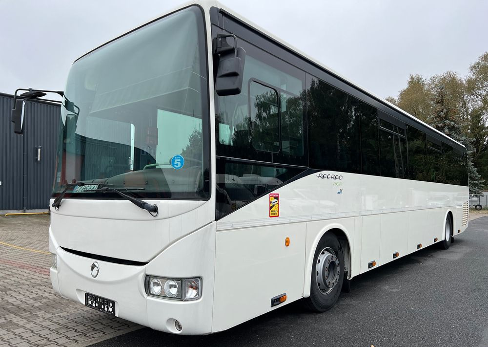 Irisbus Recreo / Crossway / euro 5 EEV/ mały przebieg / Cena:145000zł netto - Helyközi busz: 2 kép. Irisbus Recreo / Crossway / euro 5 EEV/ mały przebieg / Cena:145000zł netto - Helyközi busz: 2 kép.
