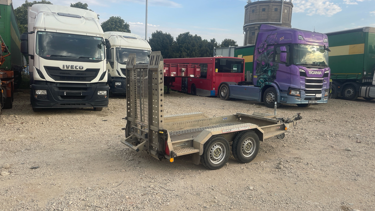 BRIAN JAMES CARGO DIGGER  T-02-T - Gépszállító utánfutó: 4 kép. BRIAN JAMES CARGO DIGGER  T-02-T - Gépszállító utánfutó: 4 kép.