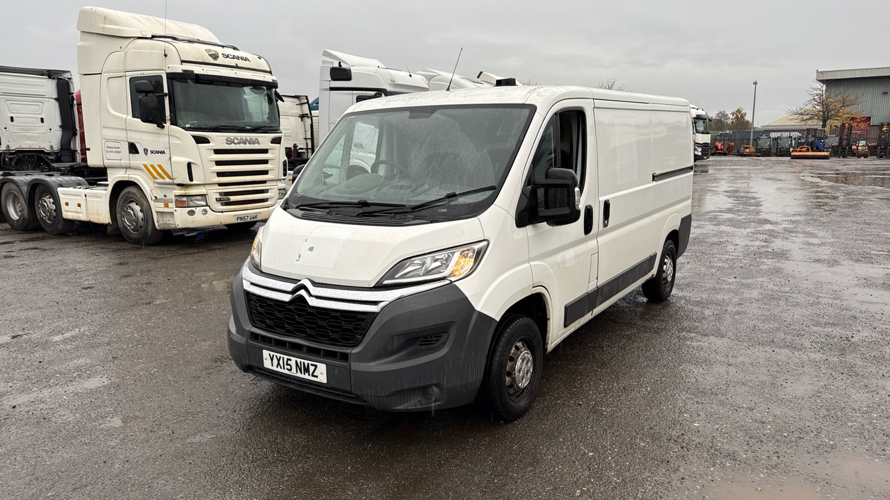CITROEN RELAY 35 2.2 HDI 130PS - Furgon: 2 kép. CITROEN RELAY 35 2.2 HDI 130PS - Furgon: 2 kép.