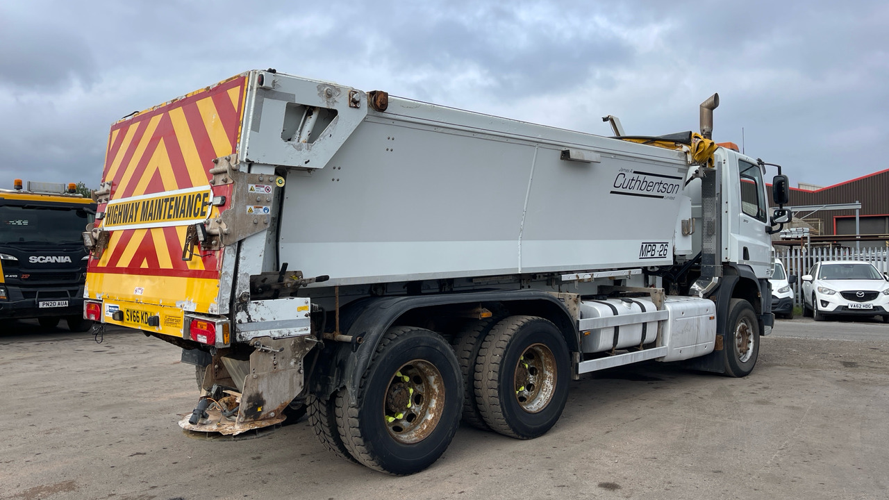 DAF CF 370 - Billenőplatós teherautó: 4 kép. DAF CF 370 - Billenőplatós teherautó: 4 kép.