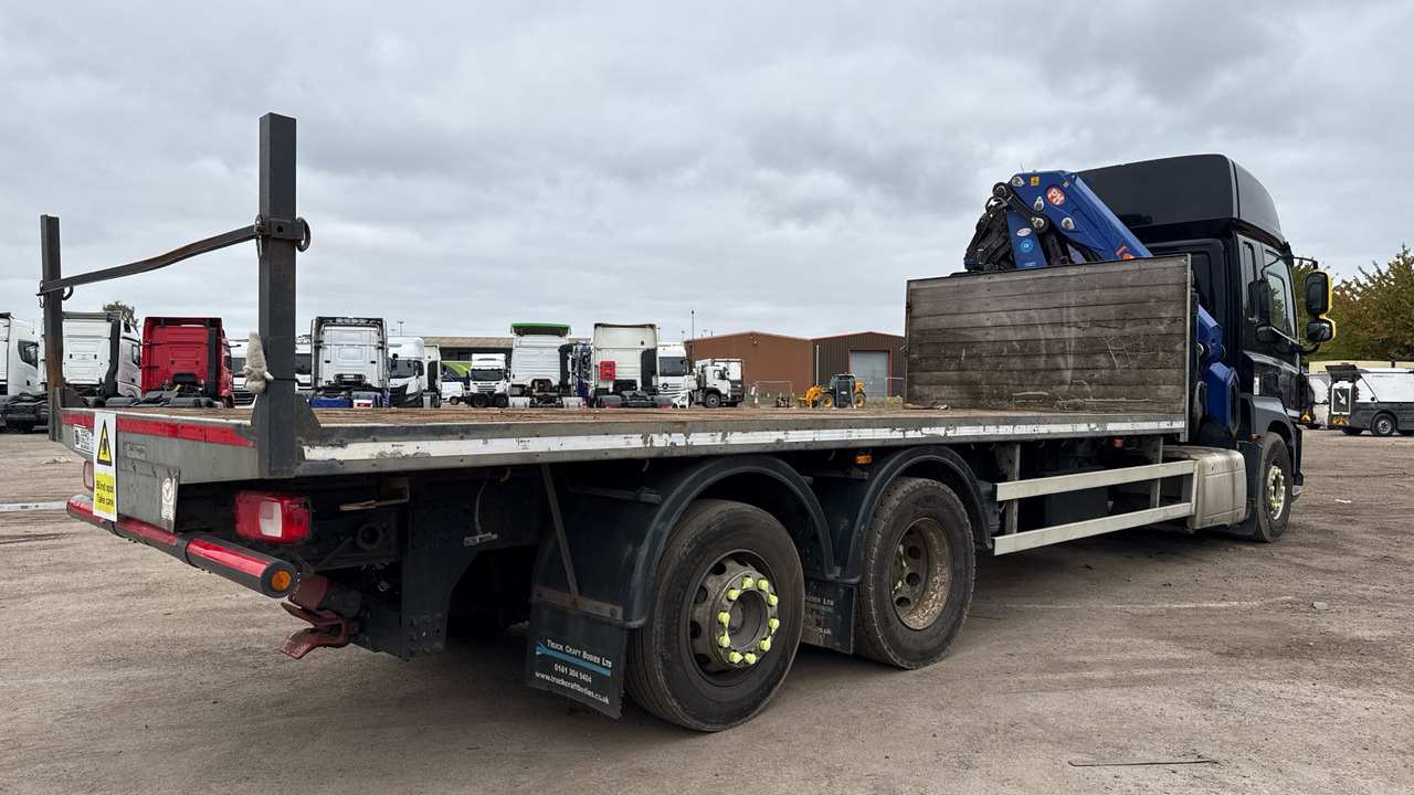 DAF CF 410 - Platós teherautó, Darus autó: 4 kép. DAF CF 410 - Platós teherautó, Darus autó: 4 kép.