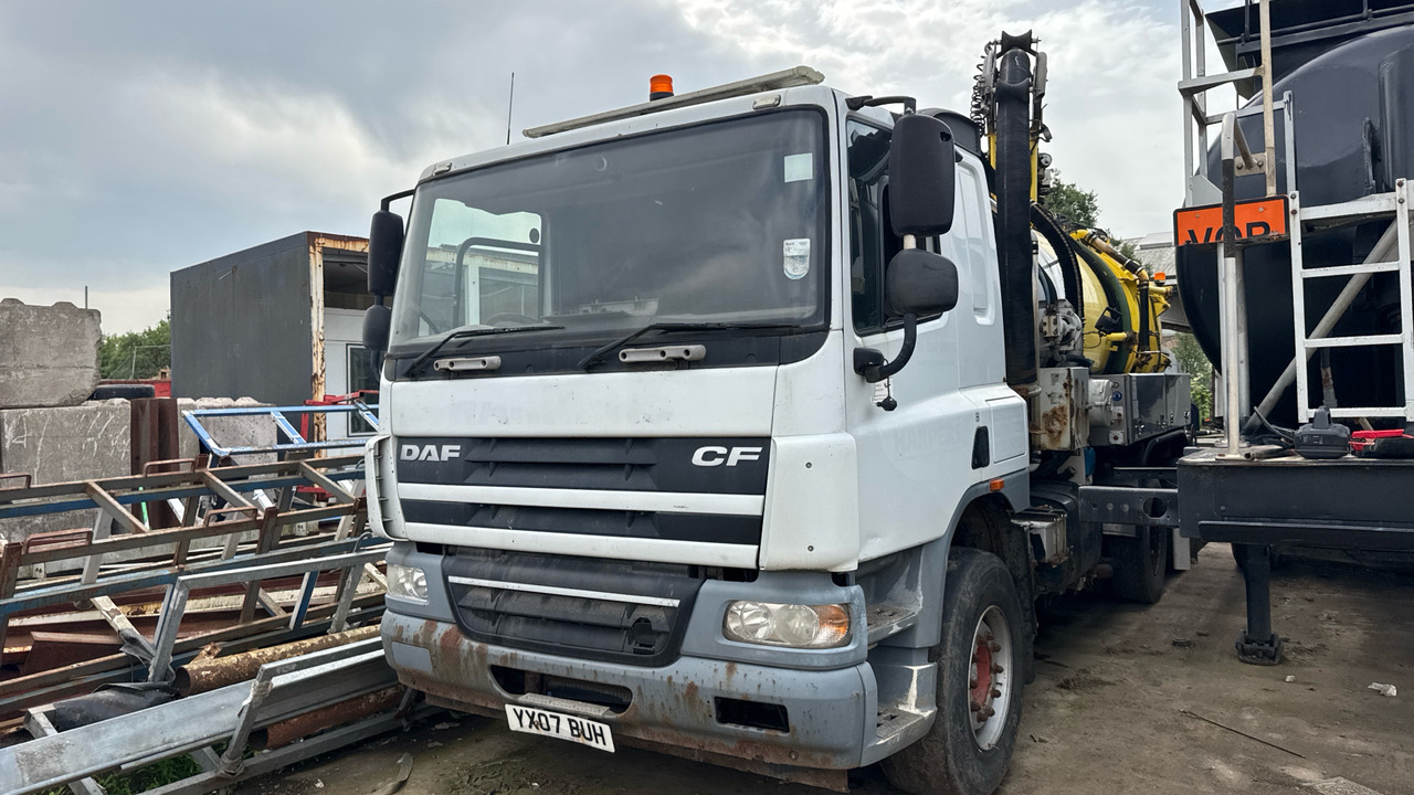 DAF CF 75.360 - Szippantós autó: 1 kép. DAF CF 75.360 - Szippantós autó: 1 kép.