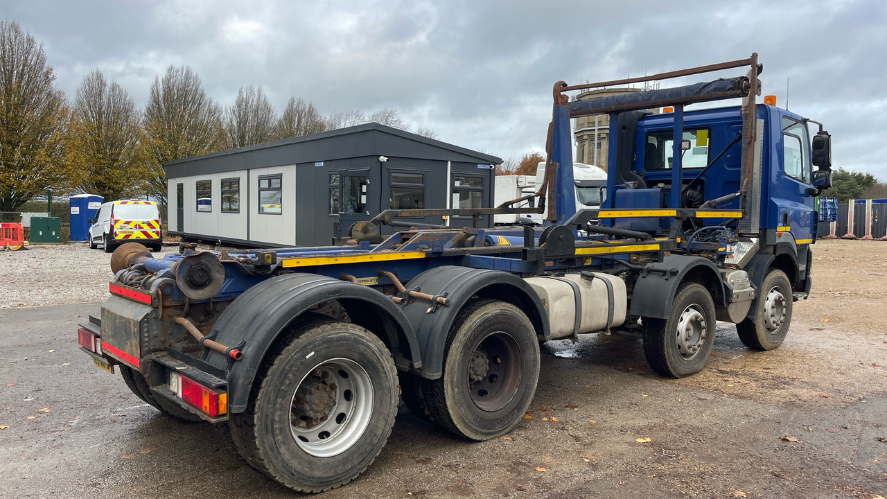 DAF CF 85.360 - Horgos rakodó teherautó: 4 kép. DAF CF 85.360 - Horgos rakodó teherautó: 4 kép.