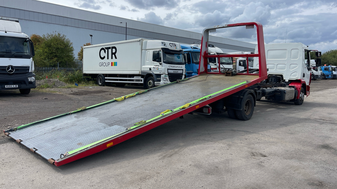 DAF LF 150 - Vontató: 4 kép. DAF LF 150 - Vontató: 4 kép.