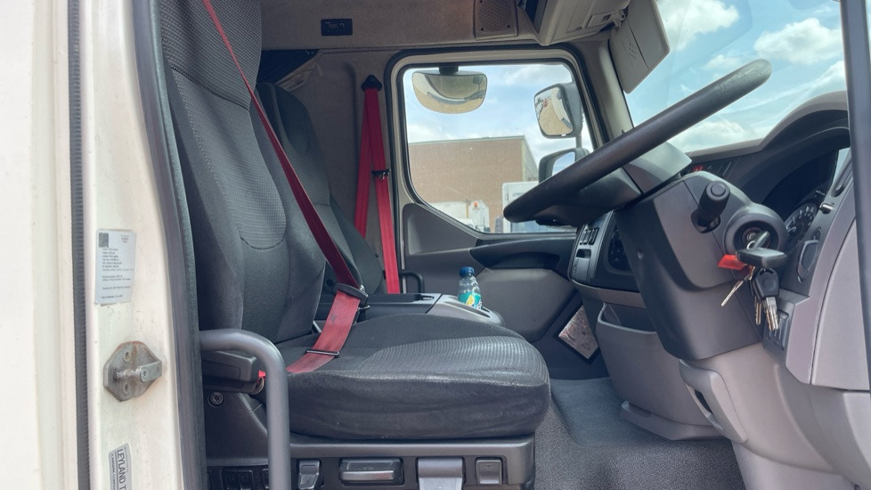 DAF LF 250 EURO 6 18 TONNE - Hűtős teherautó: 5 kép. DAF LF 250 EURO 6 18 TONNE - Hűtős teherautó: 5 kép.