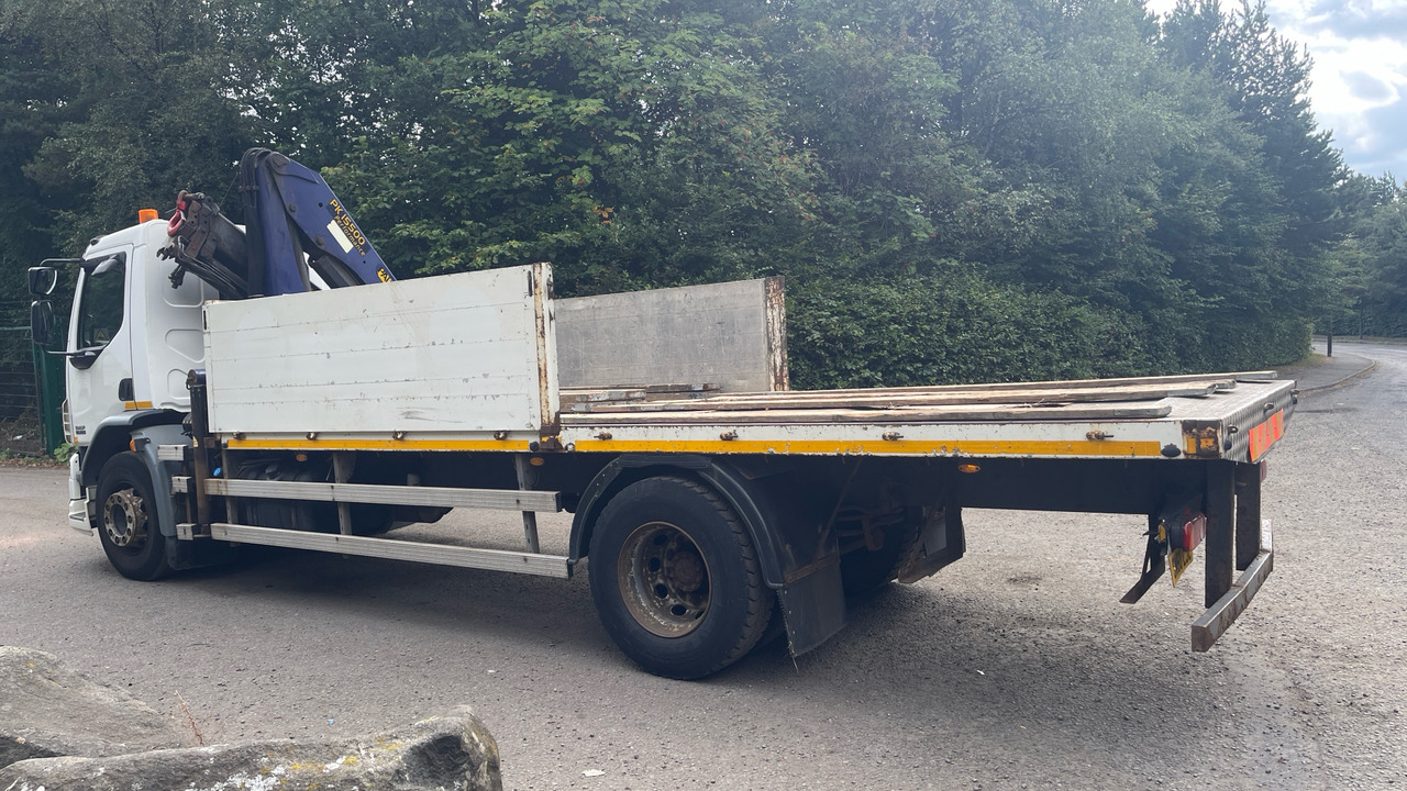 DAF LF 55.300 - Platós teherautó, Darus autó: 3 kép. DAF LF 55.300 - Platós teherautó, Darus autó: 3 kép.