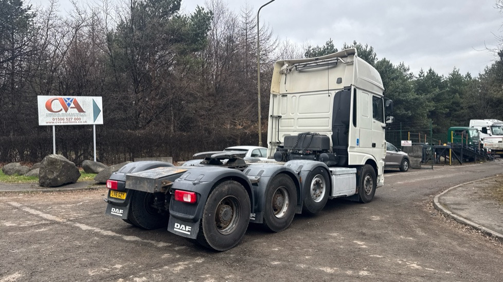 DAF XF 510 - Traktor: 4 kép. DAF XF 510 - Traktor: 4 kép.