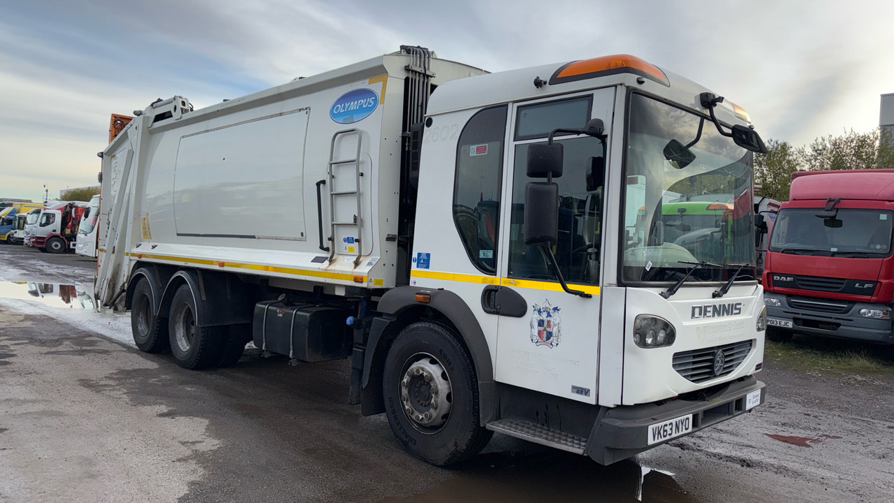 DENNIS ELITE 2 - Szemetesautó: 1 kép. DENNIS ELITE 2 - Szemetesautó: 1 kép.