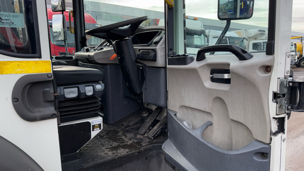 DENNIS ELITE 2 - Szemetesautó: 5 kép. DENNIS ELITE 2 - Szemetesautó: 5 kép.