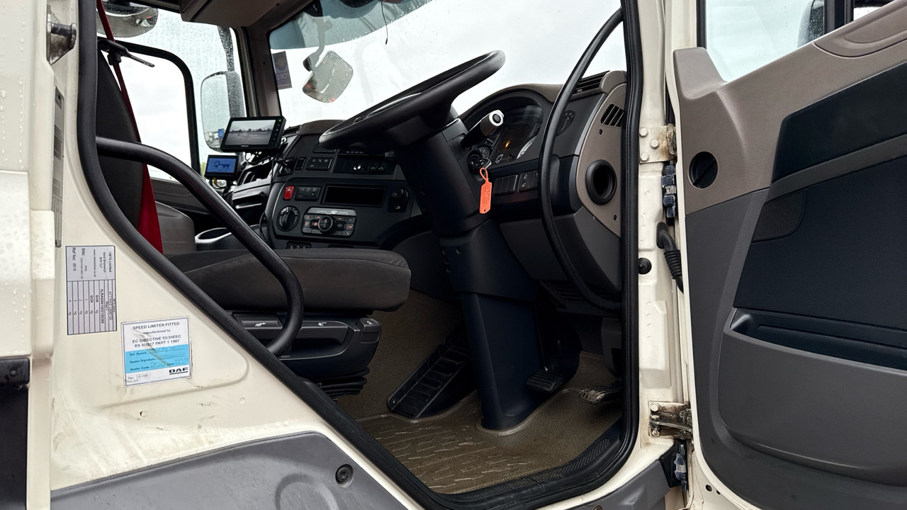 Daf CF 350 - Vontató: 5 kép. Daf CF 350 - Vontató: 5 kép.