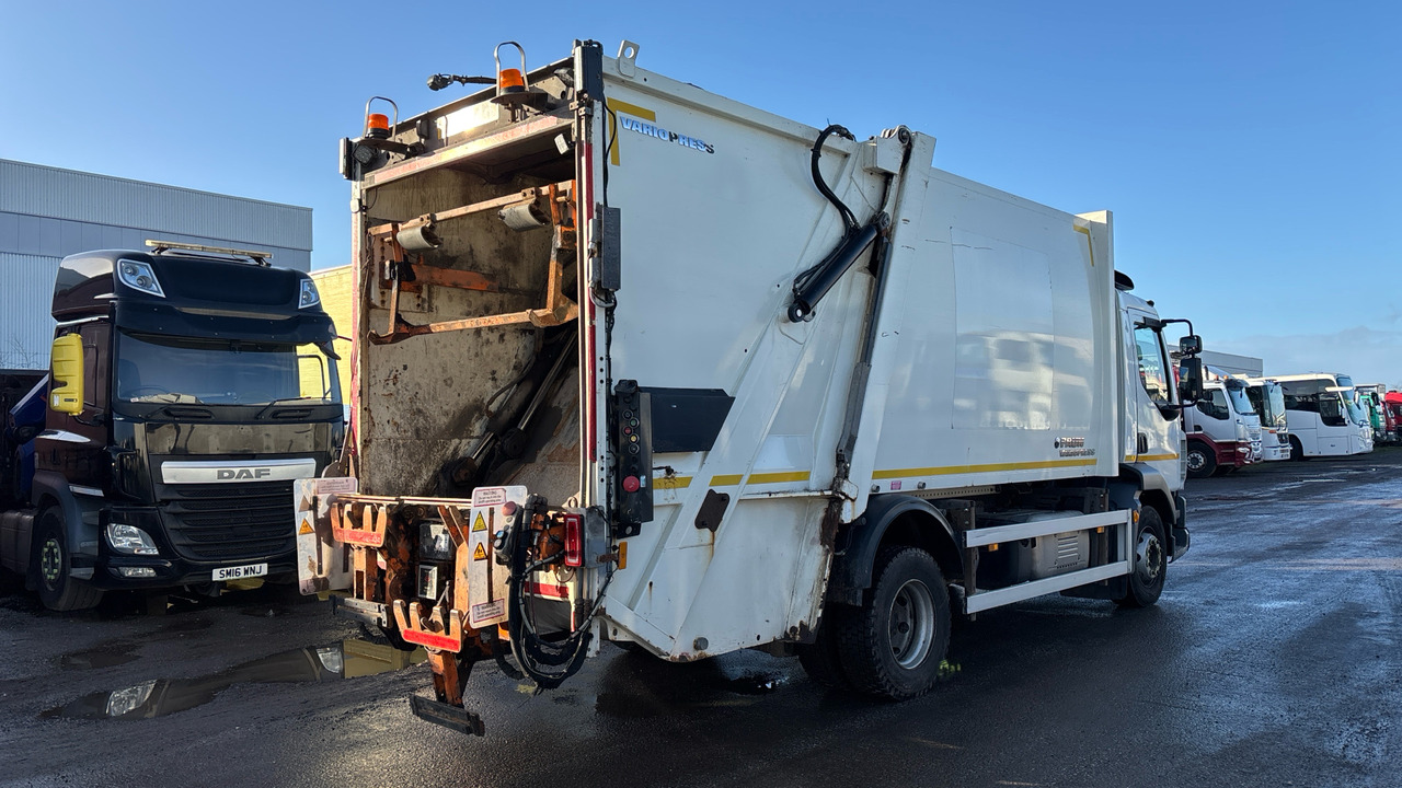 Daf LF 220 - Szemetesautó: 4 kép. Daf LF 220 - Szemetesautó: 4 kép.