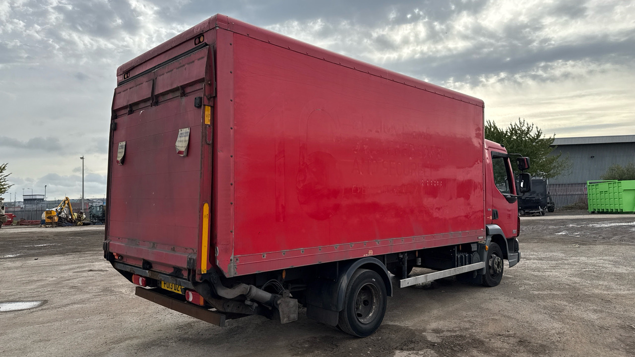 Daf LF 45.140 - Dobozos felépítményű teherautó: 4 kép. Daf LF 45.140 - Dobozos felépítményű teherautó: 4 kép.