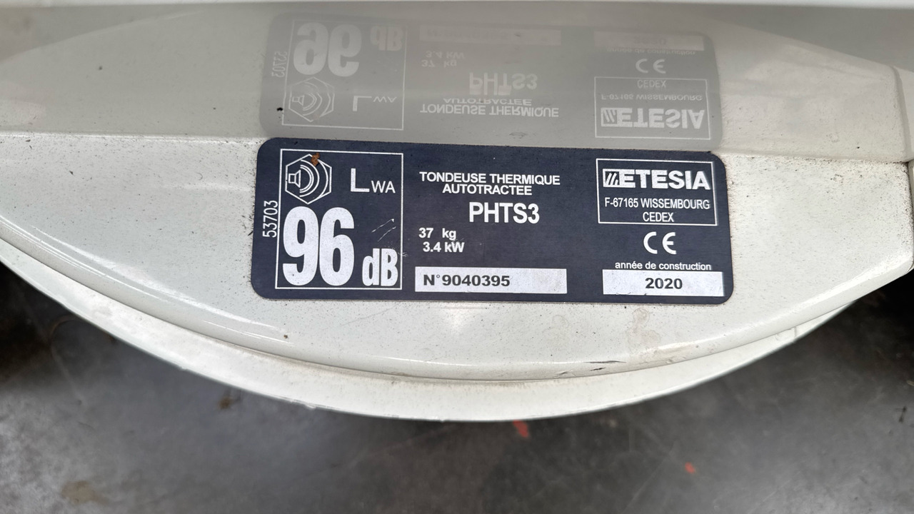 ETESIA PRO 46 BS1347 - Építőipari berendezések: 5 kép. ETESIA PRO 46 BS1347 - Építőipari berendezések: 5 kép.