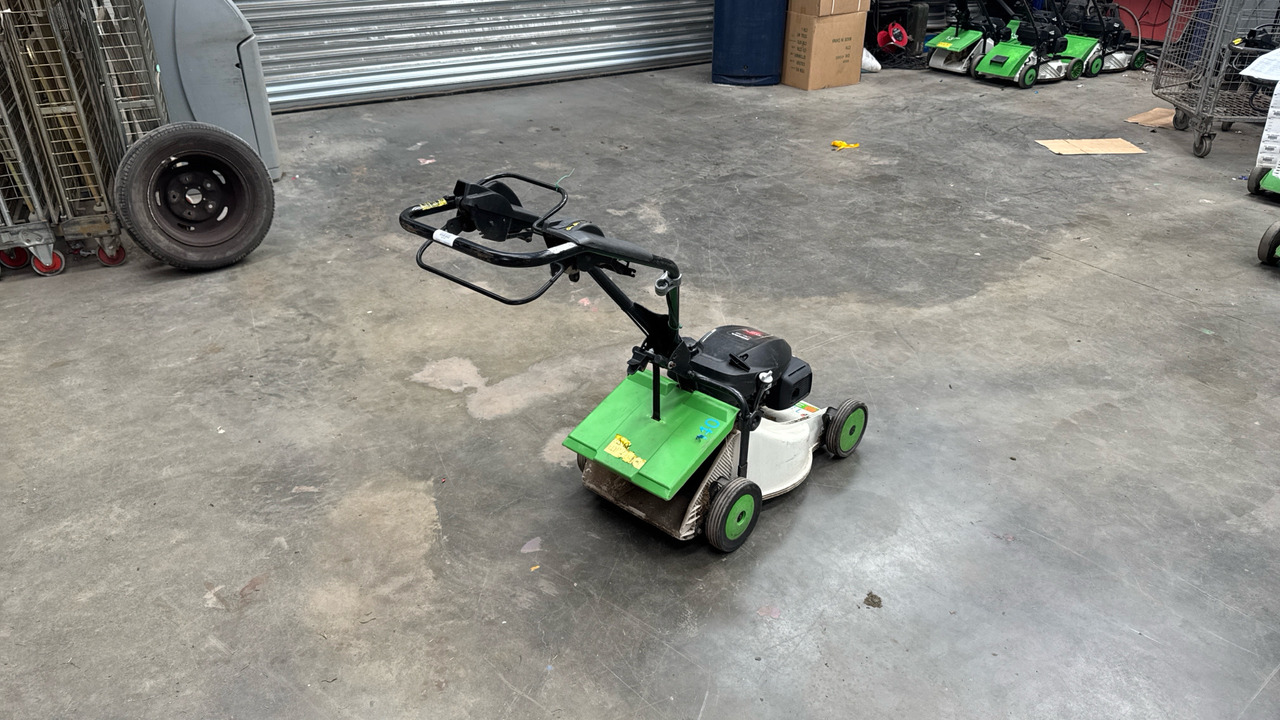 ETESIA PRO 46 PHTSJ - Építőipari berendezések: 3 kép. ETESIA PRO 46 PHTSJ - Építőipari berendezések: 3 kép.
