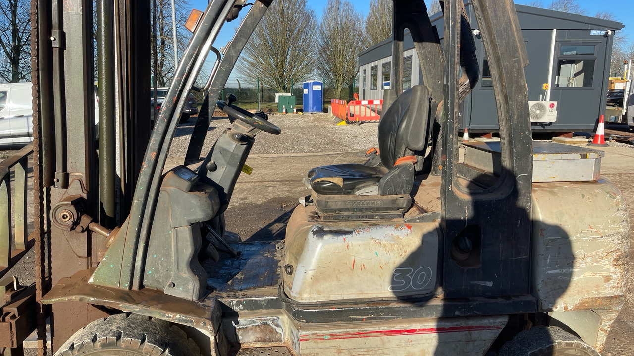 NISSAN G1D2A30Q - Egyéb gépek: 5 kép. NISSAN G1D2A30Q - Egyéb gépek: 5 kép.