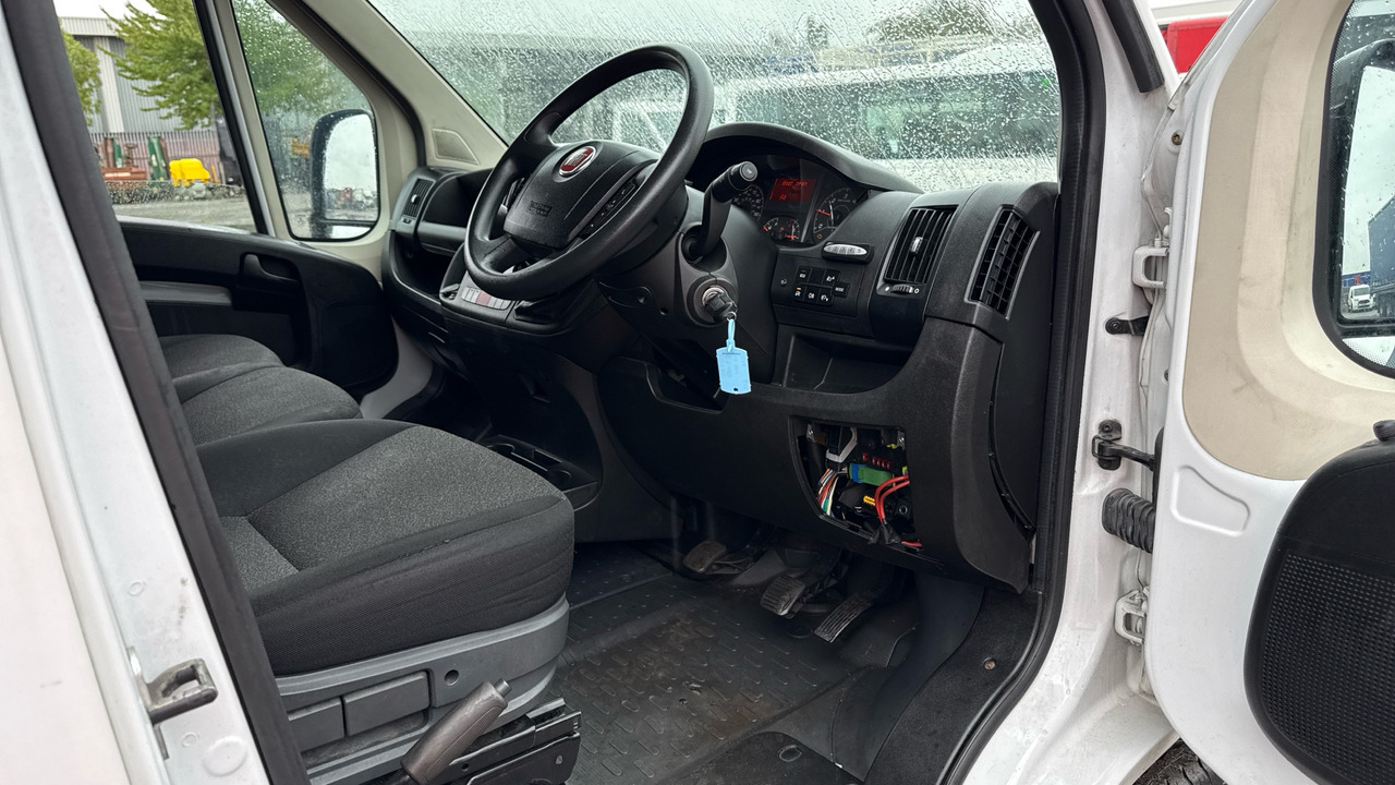 FIAT DUCATO 35 2.3 MULTIJET TECNICO 140PS - Furgon: 5 kép. FIAT DUCATO 35 2.3 MULTIJET TECNICO 140PS - Furgon: 5 kép.