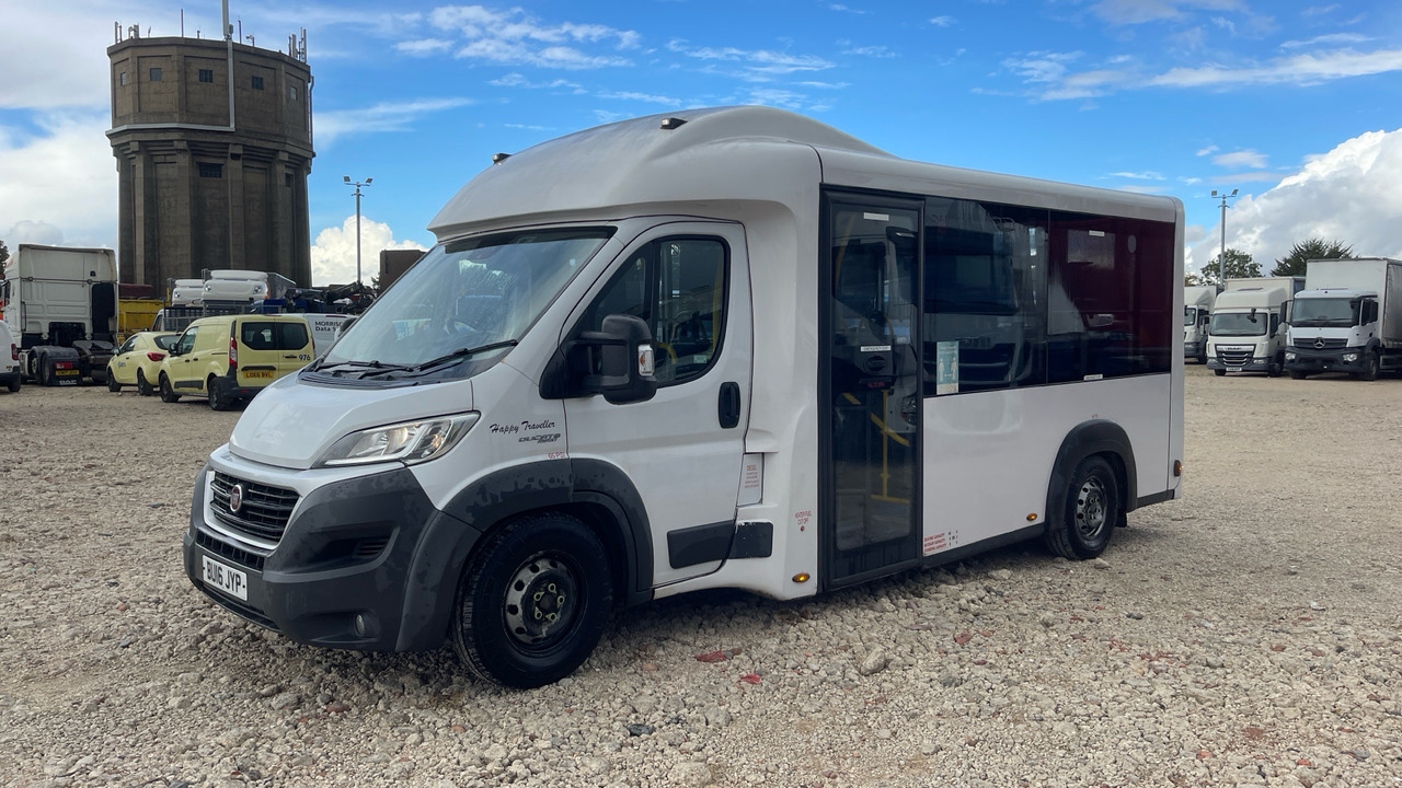 FIAT DUCATO 40 MAXI 3.0 MULTIJET - Minibusz, Kisbusz: 2 kép. FIAT DUCATO 40 MAXI 3.0 MULTIJET - Minibusz, Kisbusz: 2 kép.