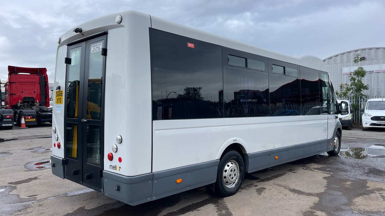 FIAT DUCATO 42 2.3 MULTIJET 180PS - Minibusz, Kisbusz: 4 kép. FIAT DUCATO 42 2.3 MULTIJET 180PS - Minibusz, Kisbusz: 4 kép.