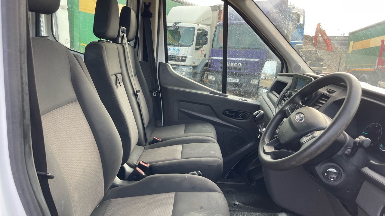 FORD TRANSIT 350 2.0 ECOBLUE 130PS - Billenőplatós kisteherautó: 5 kép. FORD TRANSIT 350 2.0 ECOBLUE 130PS - Billenőplatós kisteherautó: 5 kép.
