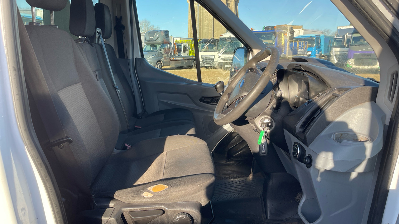 FORD TRANSIT 350 2.2 TDCi 125ps - Billenőplatós kisteherautó: 5 kép. FORD TRANSIT 350 2.2 TDCi 125ps - Billenőplatós kisteherautó: 5 kép.