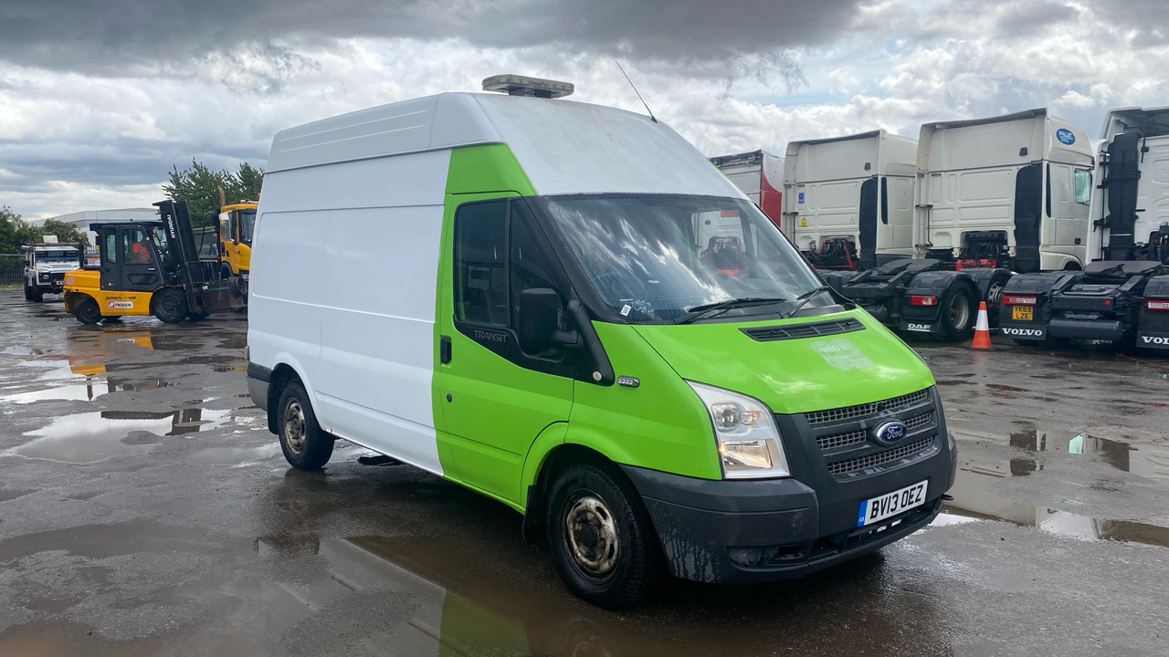 FORD TRANSIT T300 TDCi 125ps - Kis furgon: 1 kép. FORD TRANSIT T300 TDCi 125ps - Kis furgon: 1 kép.