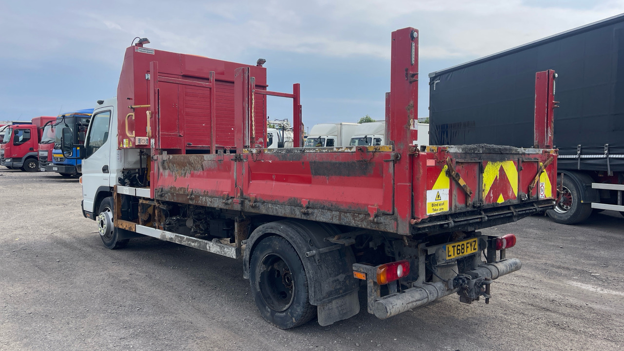 FUSO CANTER 7-150 - Billenőplatós teherautó: 4 kép. FUSO CANTER 7-150 - Billenőplatós teherautó: 4 kép.