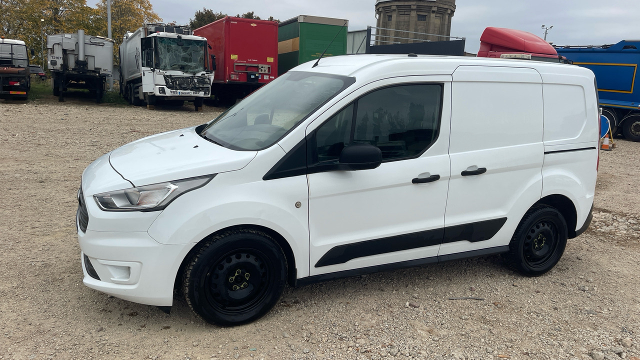 Ford Transit Connect 220 1.5 ECOBLUE 100PS - Kis furgon: 2 kép. Ford Transit Connect 220 1.5 ECOBLUE 100PS - Kis furgon: 2 kép.