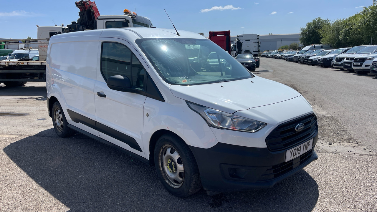 Ford Transit Connect 240 1.5 ECOBLUE 100PS - Kis furgon: 2 kép. Ford Transit Connect 240 1.5 ECOBLUE 100PS - Kis furgon: 2 kép.