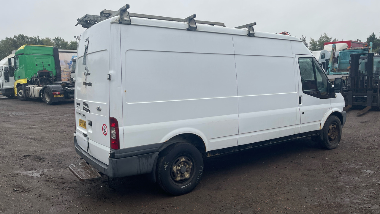 Ford Transit T350 2.2 TDCi 115ps - Duplakabinos kisteherautó: 4 kép. Ford Transit T350 2.2 TDCi 115ps - Duplakabinos kisteherautó: 4 kép.