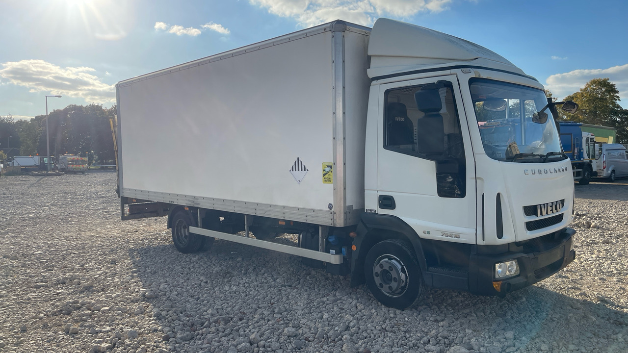 Iveco Eurocargo 75E16 - Dobozos felépítményű teherautó: 1 kép. Iveco Eurocargo 75E16 - Dobozos felépítményű teherautó: 1 kép.
